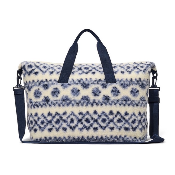 PINK Victoria's Secret Blue and Cream Cozy Weekend Bag NEW - Picture 2 of 4